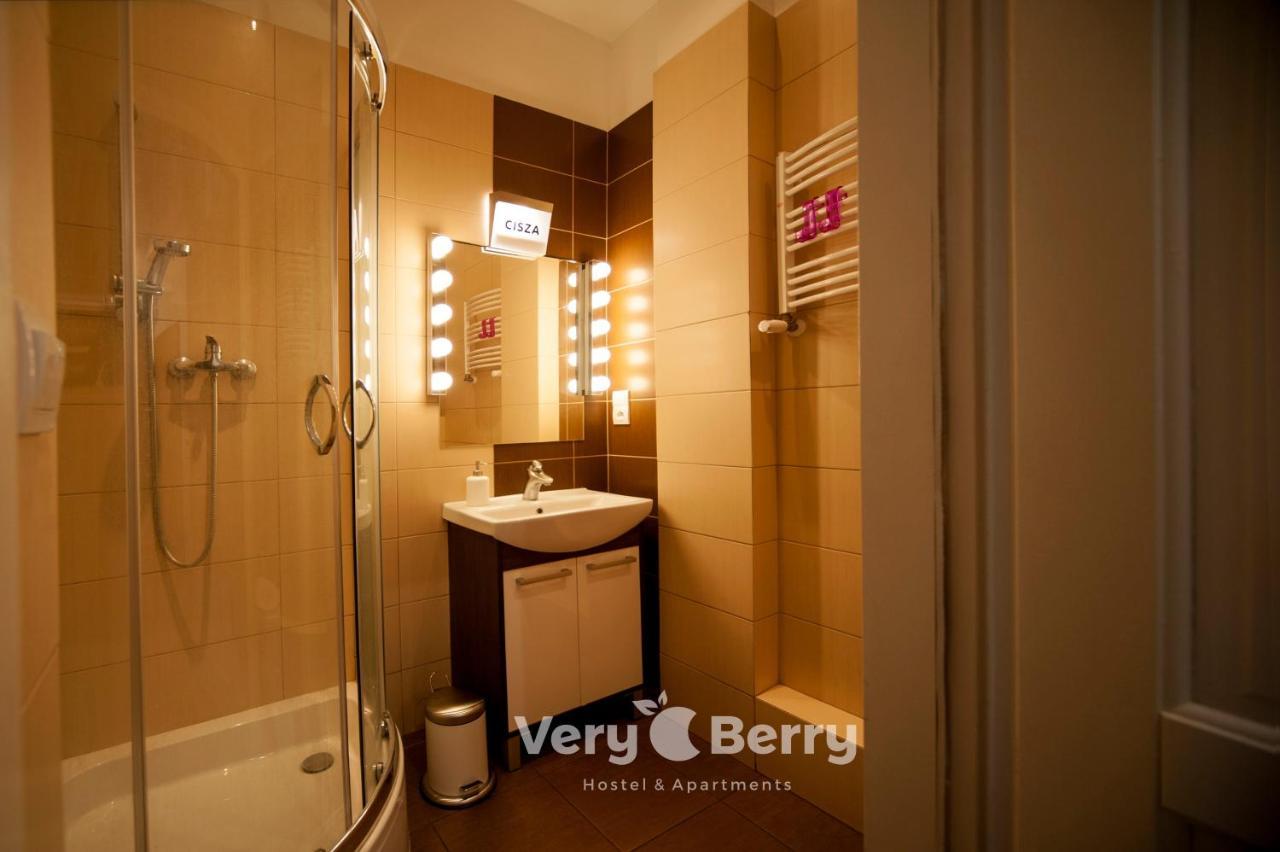 ポズナンVery Berry - Garbary 27 - Apartament Z Balkonem, Old City, Check In 24Hアパートメント エクステリア 写真